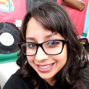 Meet your Posher, Melanie